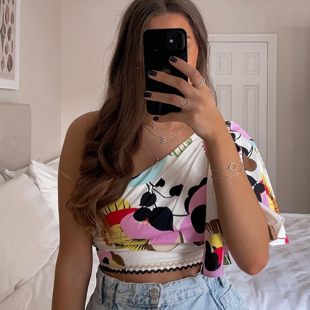 LAST ONE 🌺 NWT ZARA Asymmetrical Multicolored Top - Picture 5 of 16
